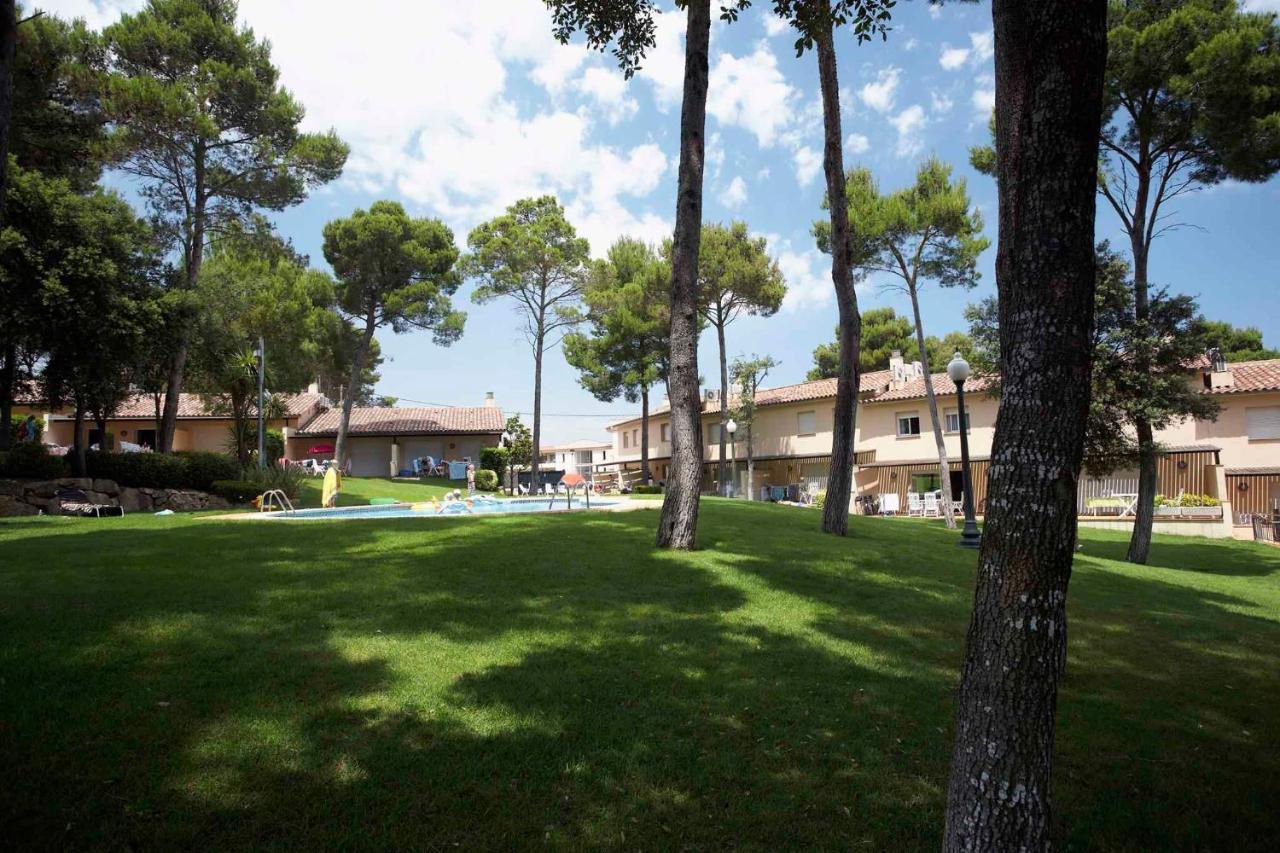 Apart-Hotel Golf Beach 35201 เบกูร์ ภายนอก รูปภาพ