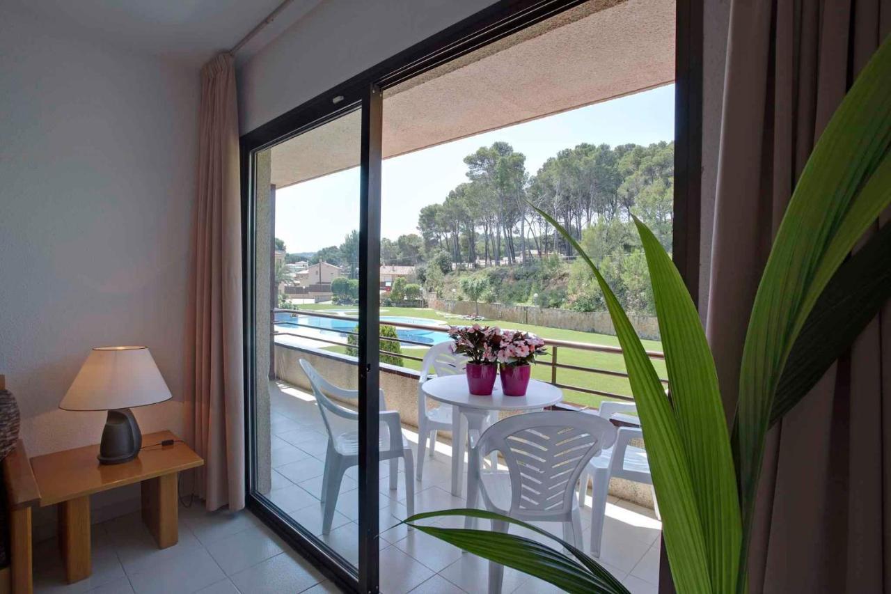 Apart-Hotel Golf Beach 35201 เบกูร์ ภายนอก รูปภาพ